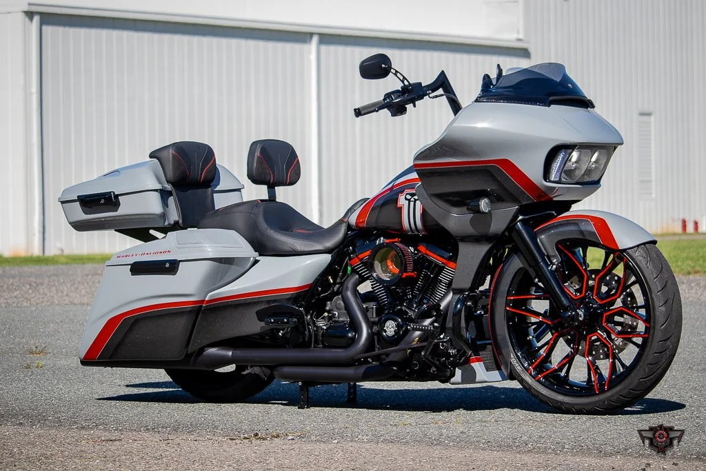 2023 HARLEY-DAVIDSON ROAD GLIDE CUSTOM HOTROD BAGGER - 
